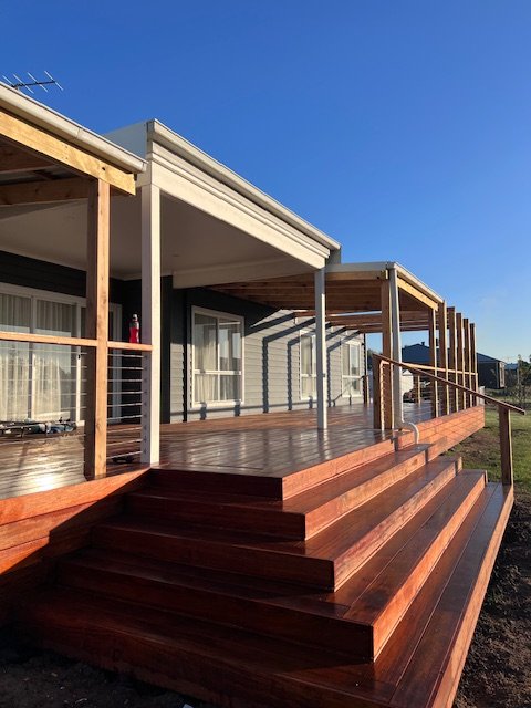 Custom Hardwood Deck Stairs & Balustrade
